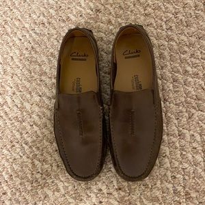 Clark dress shoes (dark brown) new condition